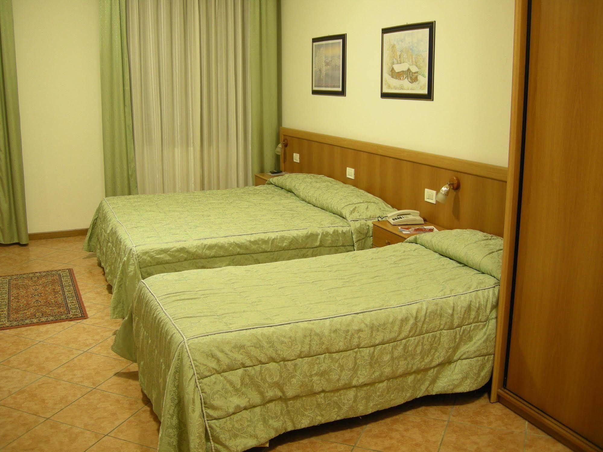 Noventa Padovana Residence Piccola Oasi מראה חיצוני תמונה